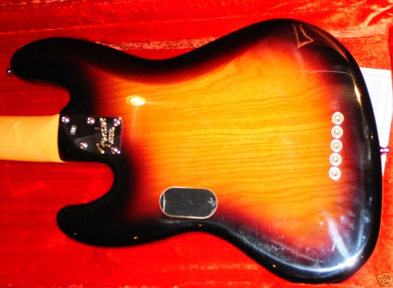 2FENDER MARCUS MILLER 5 STRING JAZZ BASS GUITAR3.jpg